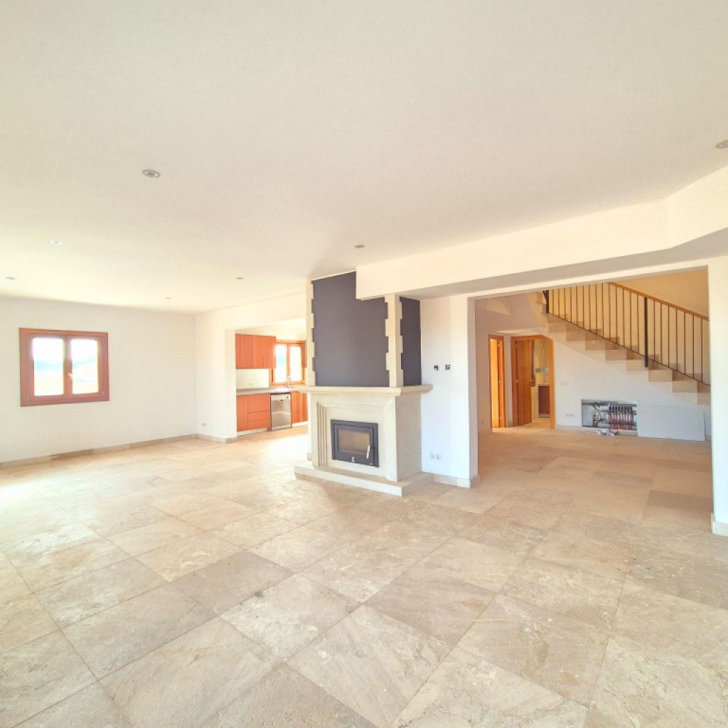 Finca rústica de nueva construcción con vistas a la Serra de Tramuntana – Inca