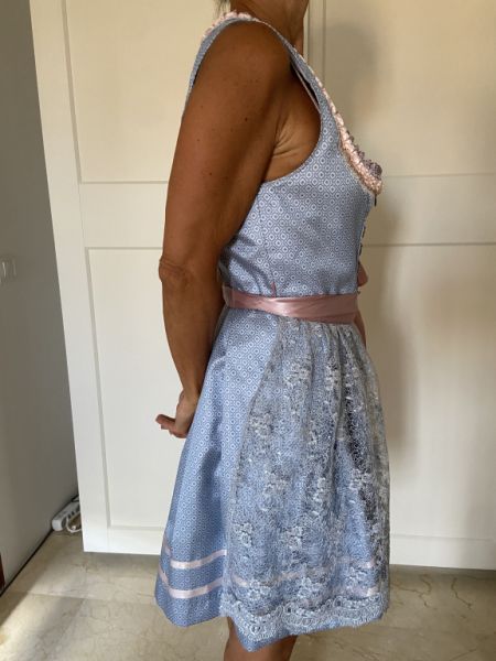 Neu KRÜGER Dirndl Größe 42 Tracht Stickerei