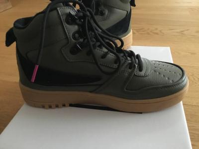 ¡NUEVO! Zapatillas FILA altas originales de piel, Talla 39, Caqui ¡NUEVO!