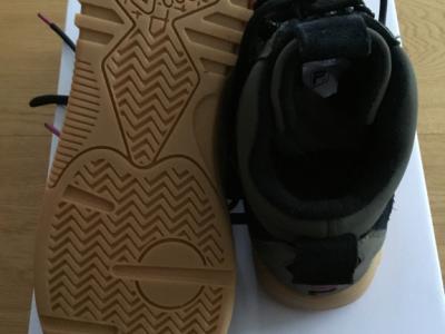 ¡NUEVO! Zapatillas FILA altas originales de piel, Talla 39, Caqui ¡NUEVO!