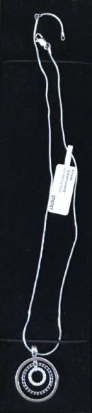 ¡NUEVO! Cadena de plata 925 sterling, colgante con strass