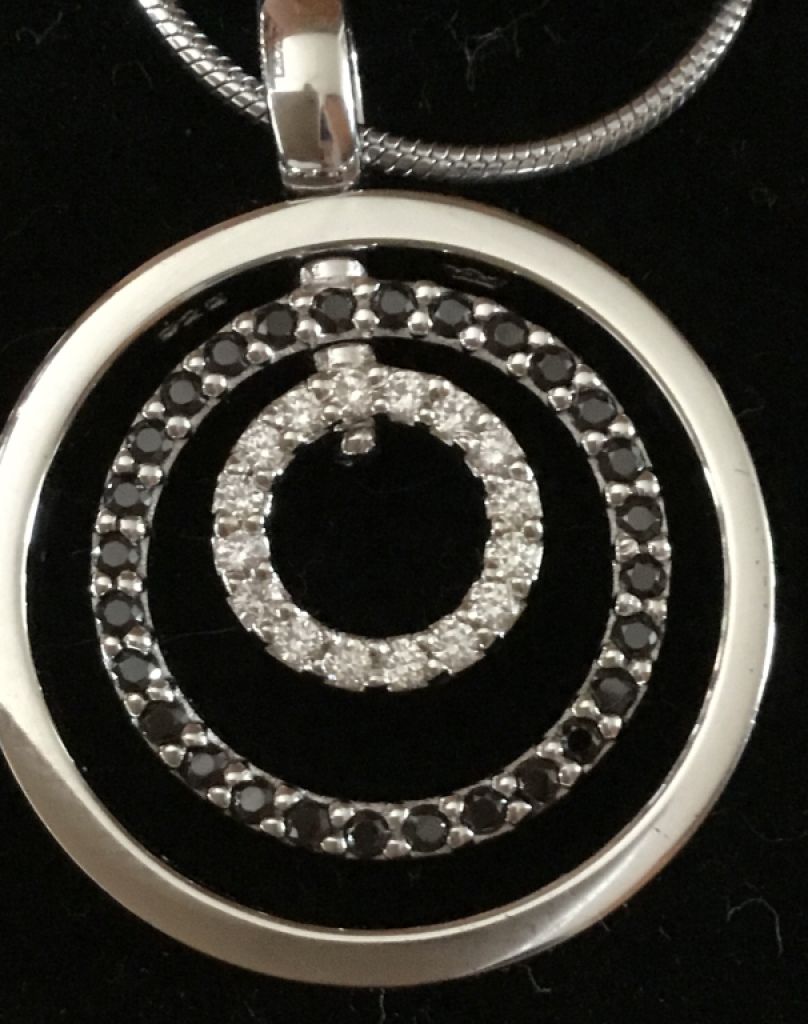 ¡NUEVO! Cadena de plata 925 sterling, colgante con strass