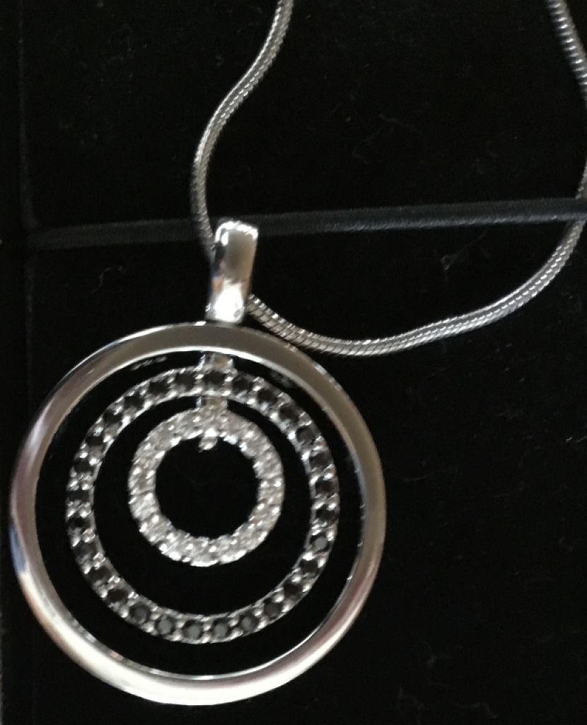 ¡NUEVO! Cadena de plata 925 sterling, colgante con strass