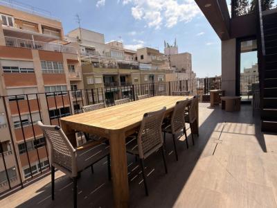 Ático de obra nueva en Santa Catalina