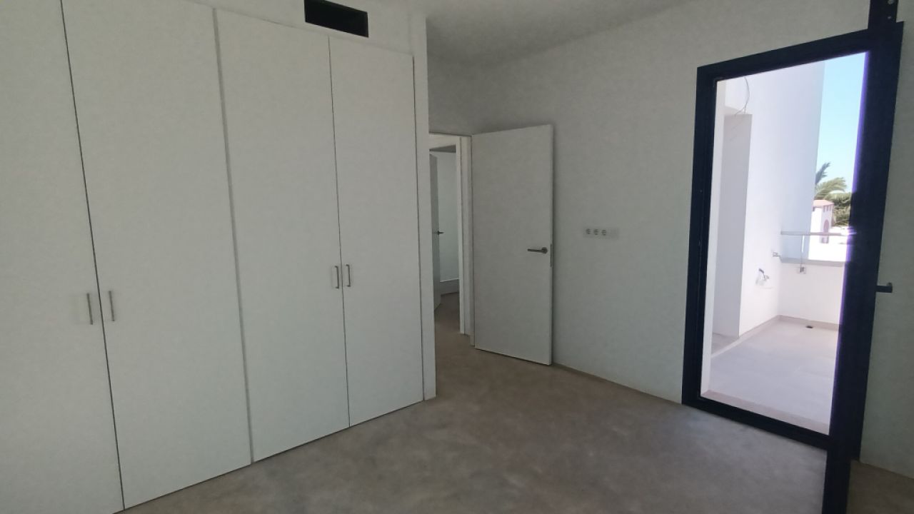 Chalet de nueva construcción con todas las comodidades y piscina en Cala Santanyí -- CH 21