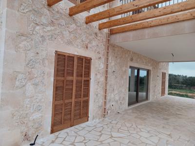 Neubaufinca auf 2 Etagen mit allen Extras zwischen LLombards und Leuchtturm S Salines -- F 13 VK