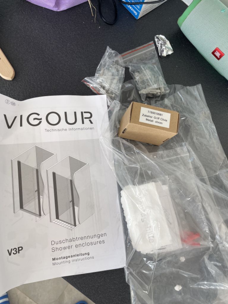 Nueva cabina de ducha, puerta batiente de cristal