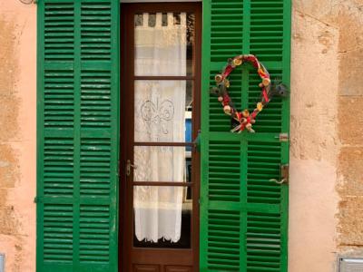 Nueva puerta de entrada en Campos