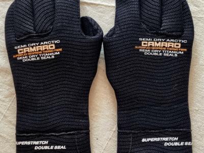 Nuevos guantes de buceo de la marca Camaro talla S
