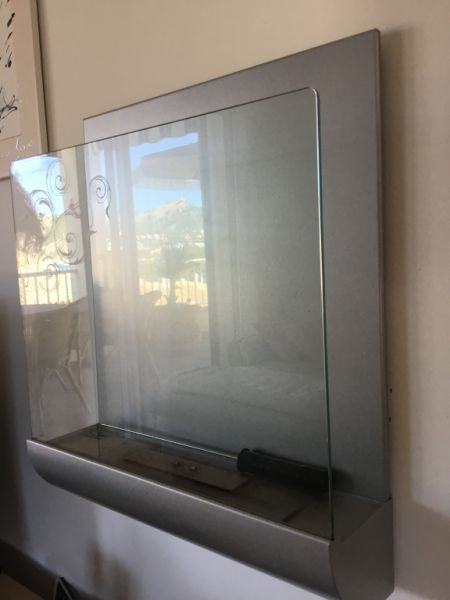 Neuwertiger Wandkamin Kamin