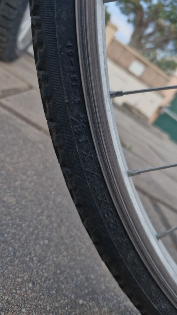 Bicicleta de mujer casi nueva 26 pulgadas