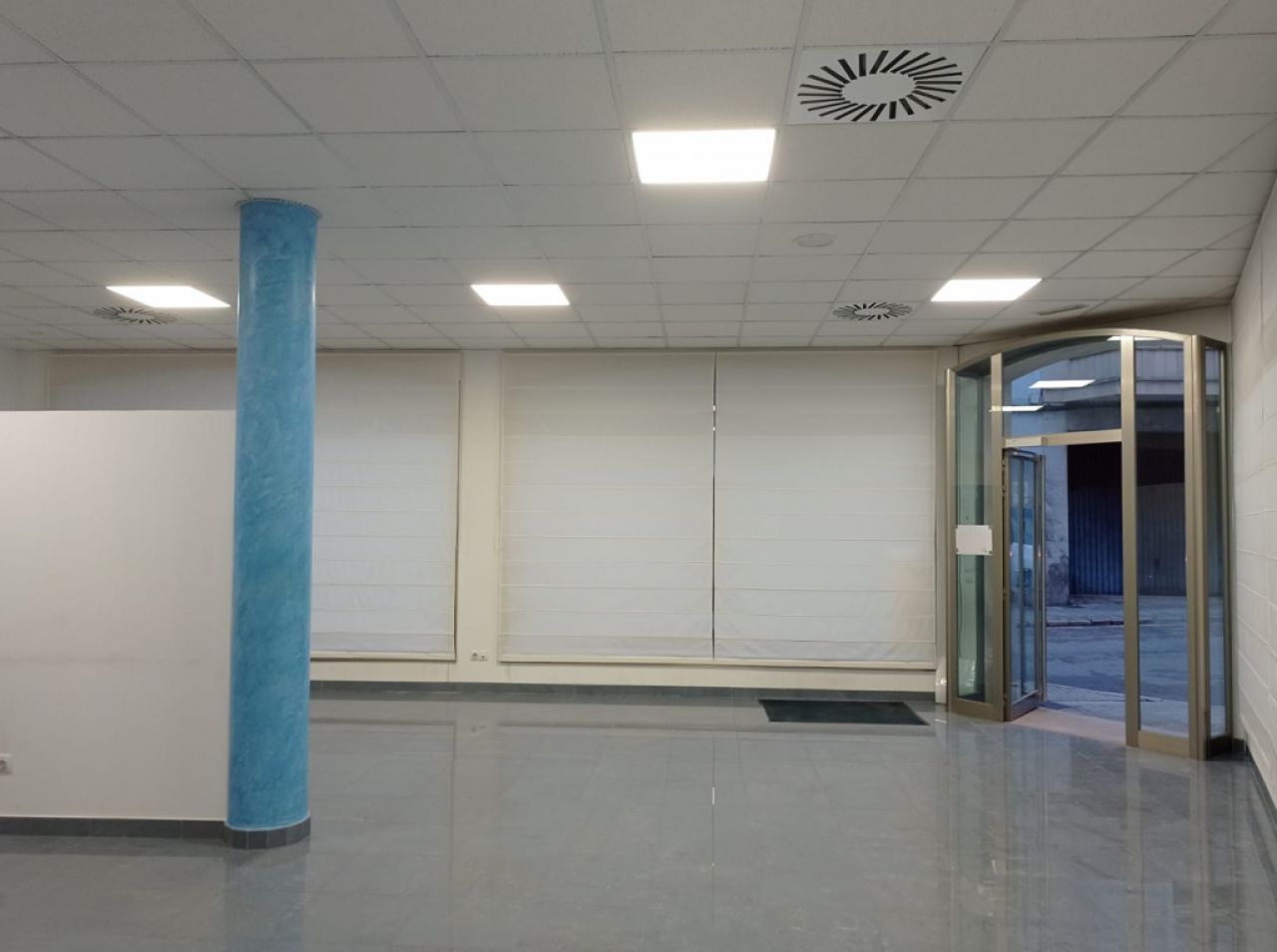 Neuwertiges und helles Ladenlokal im Zentrum von Felanitx --- L 11 CM