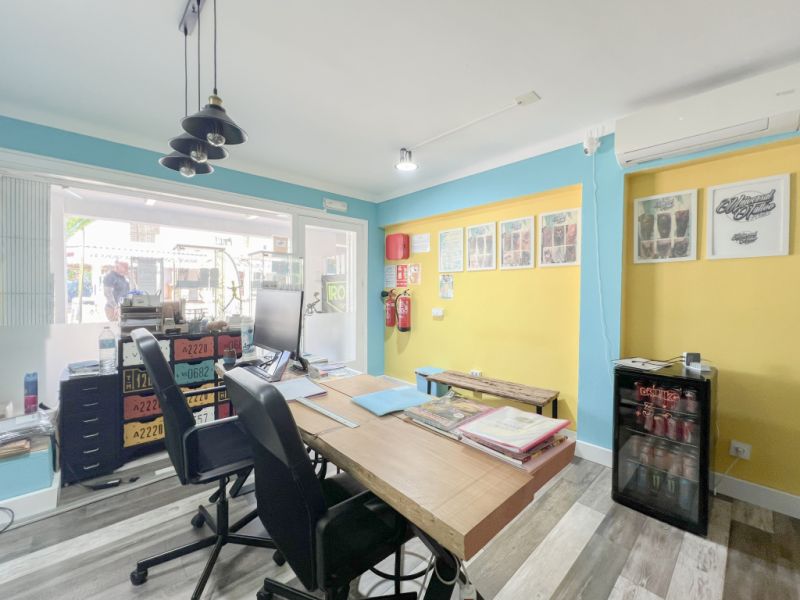 Niederlassung in Transfer in Avenida d'en Fernando Tarragó, 39-Ref. Baes-7007