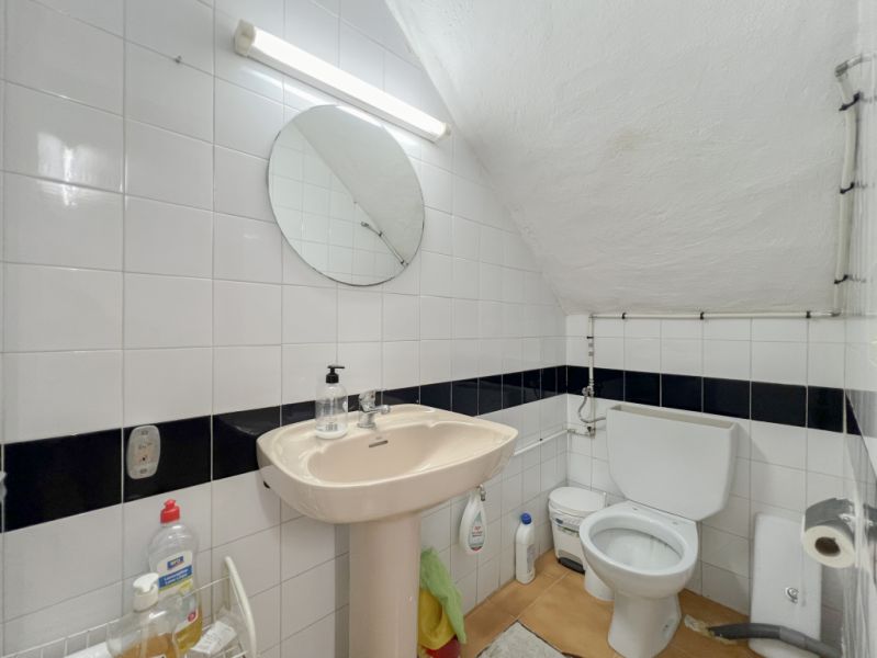 Niederlassung in Transfer in Avenida d'en Fernando Tarragó, 39-Ref. Baes-7007