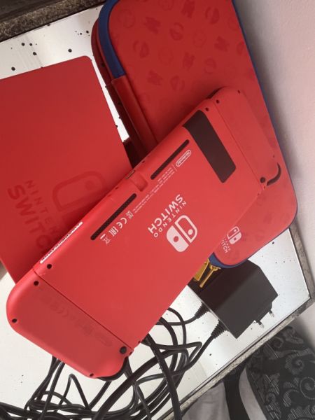 Nintendo Switch inkl Spiele, Controller / Set Handheld-Spielkonsole 15,8 cm (6,2") 32 GB