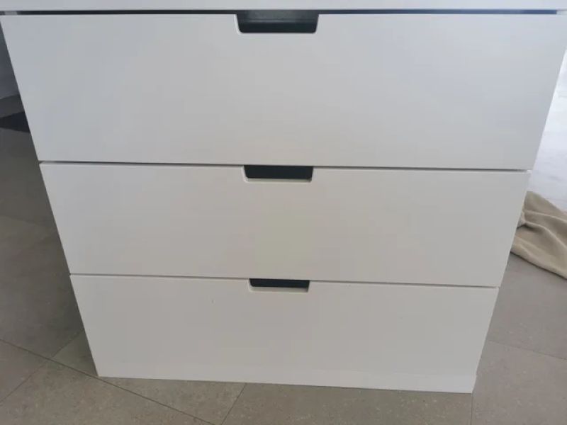 Cómoda NORDLI vertical, 3 cajones, blanca