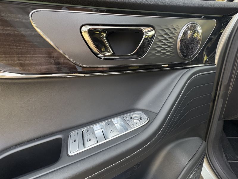 Omoda 5 original erst 5.000KM Standort Mallorca