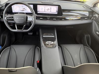 Omoda 5 original erst 5.000KM Standort Mallorca