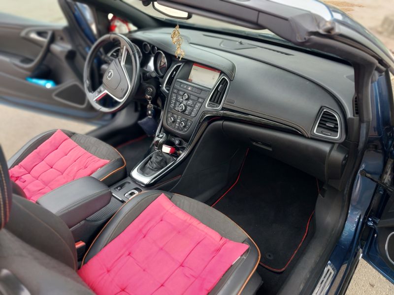 Opel Cascada Cabrio