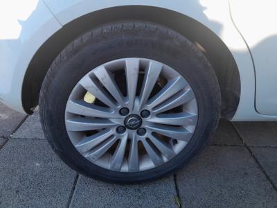 Opel Corsa Benzin Schaltgetriebe
