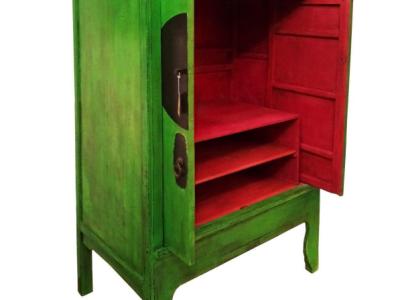 ORIENTALISCHER SCHRANK, Smaragdründ und Fuchsia_105 X 63 X 170cm