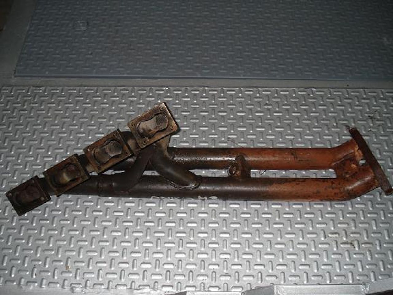 Original Auspuffkrümmer für BMW M3 Carroceria E30