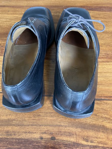 Original Louis Vuitton Shoe