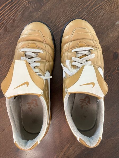 Zapatilla original NIKE talla 42