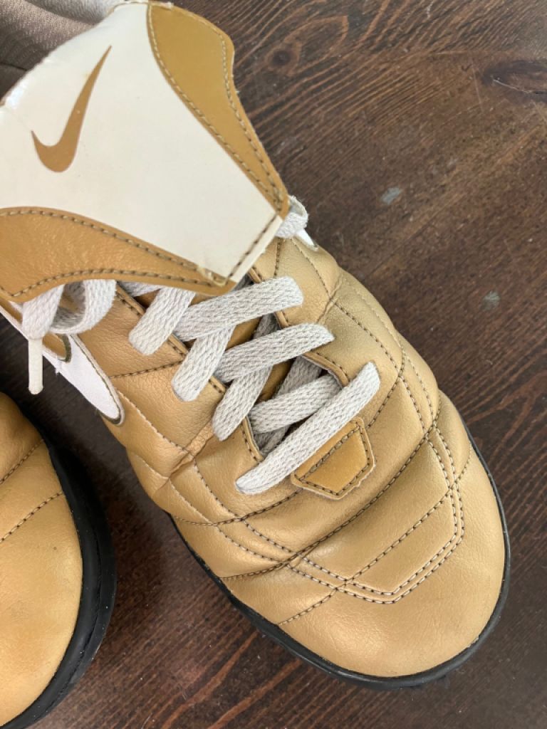 Zapatilla original NIKE talla 42