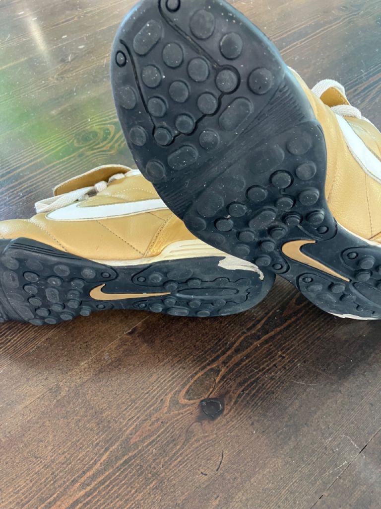 Zapatilla original NIKE talla 42