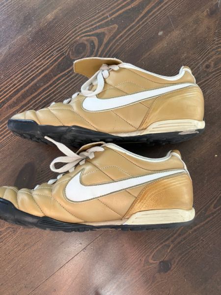 Zapatilla original NIKE talla 42