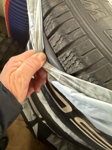 Juego de ruedas completas de invierno originales Porsche Macan III