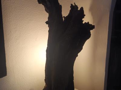 Lámpara de madera de pie original y única en su tipo