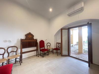 PALMA - Repräsentative große Wohnung 195 qm mit Garten 160 qm , Terrassen 50 qm im Herzen von Palma.