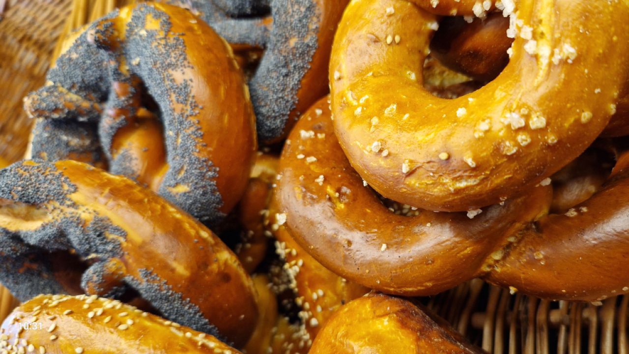 panAustria - The best from a master's hand - Sourdough bread, liver cheese and much more ...