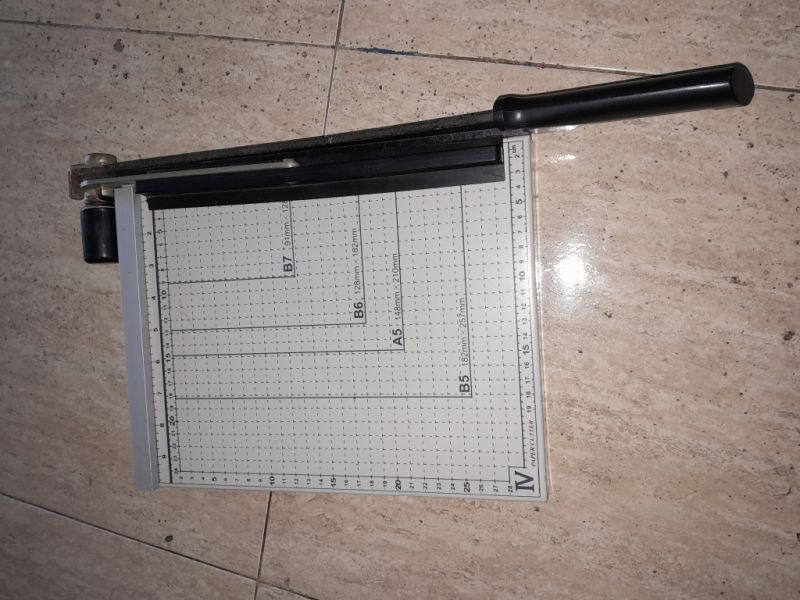 Papierschneider A4, Manueller Hebelschneider, Schneidemaschine Papier