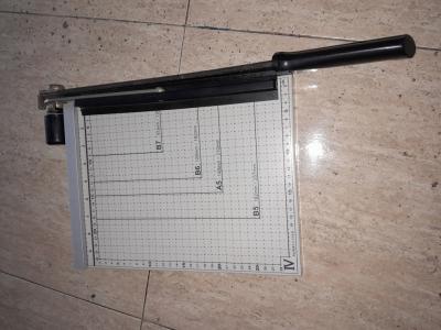 Papierschneider A4, Manueller Hebelschneider, Schneidemaschine Papier