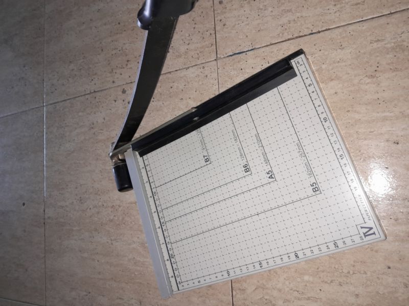 Papierschneider A4, Manueller Hebelschneider, Schneidemaschine Papier