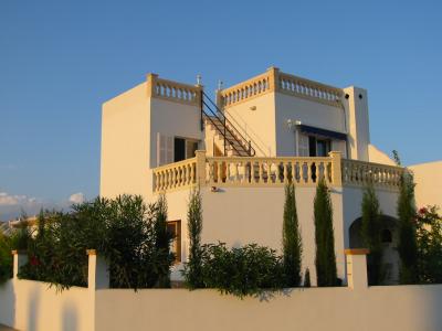 Paradiesisch, barrierefreies EG mit eigenem Pool , ieale 2twohnung unweit Es Trenc