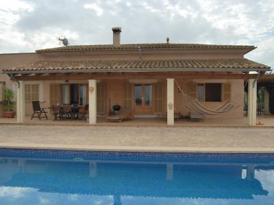 Ground-floor finca with AC; pool and beautiful view -- Santanyi - Campos -- F 152