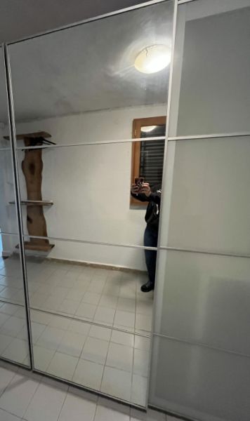 Pax Schiebetürenschrank Spiegel und Milchglas