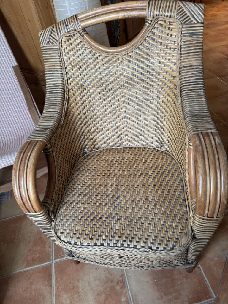 Pharaoh's chair
