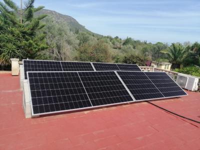 Fotovoltaica con almacenamiento, pequeña instalación