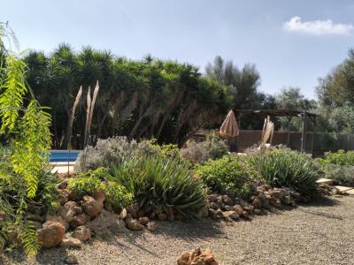 PORRERES: Encantadora propiedad rural con licencia de alquiler vacacional (ETV), pozo y viñas