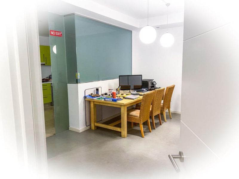 Puerto Andratx. Oficina en venta/ privada