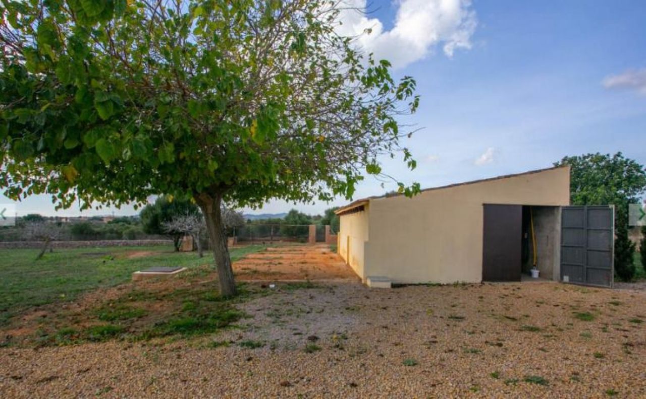 PORTOCRISTO: Finca rural cuidada con licencia de alquiler vacacional para 8 personas (solo venta)