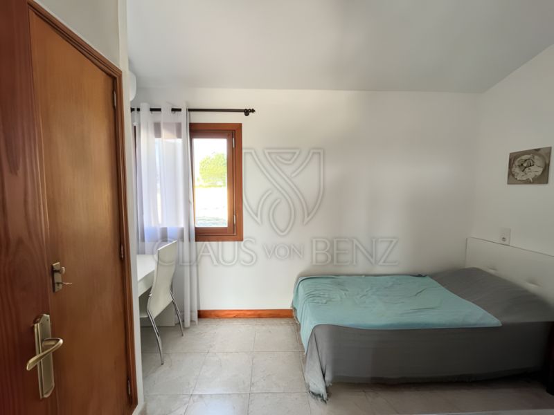 PORTOCRISTO: Finca rural cuidada con licencia de alquiler vacacional para 8 personas (solo venta)