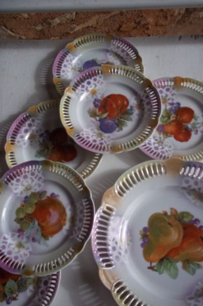 Platos porcelana.