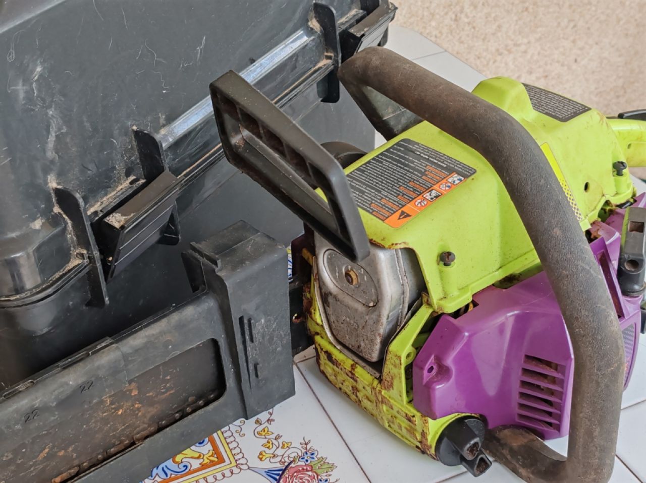 Poulan Kettensäge "Wild Thing" USA gebraucht – verkauft als defekt