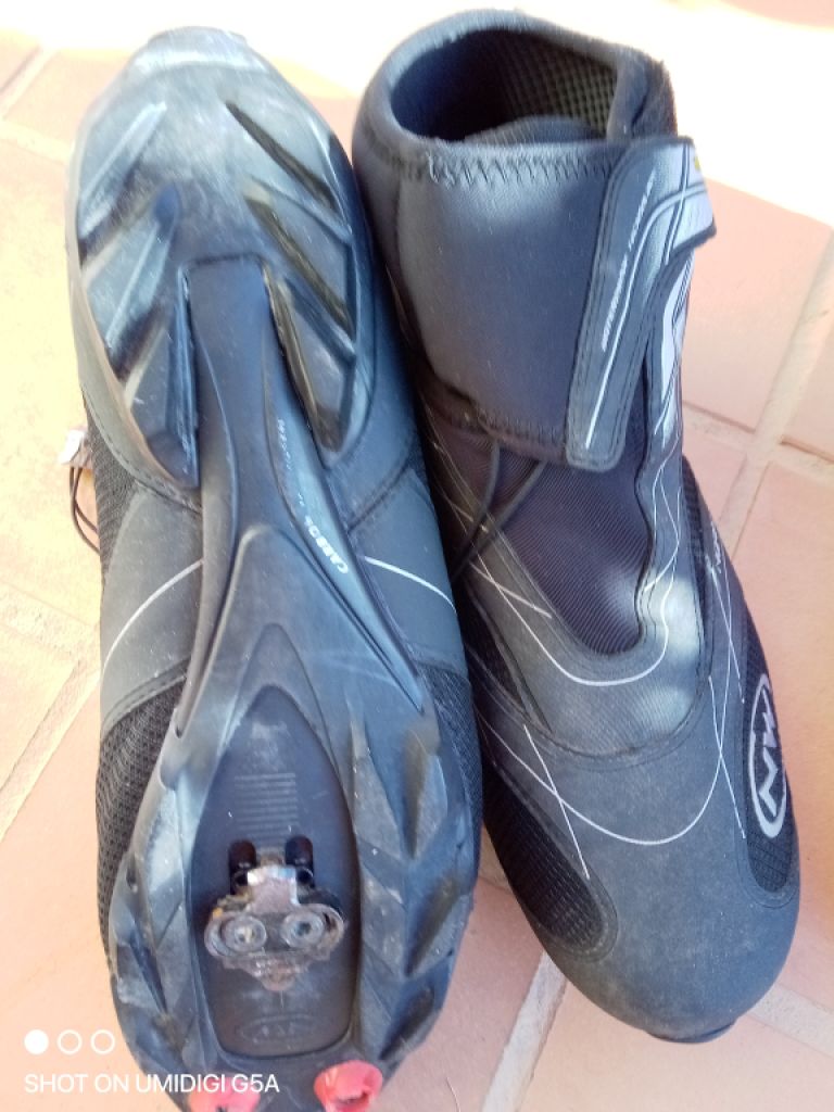 Zapatillas de ciclismo NORDWAVE Gore-Tex, talla 45 negras